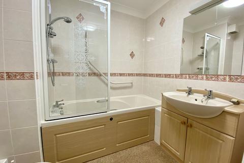 1 bedroom retirement property for sale, Southend Road, Billericay CM11