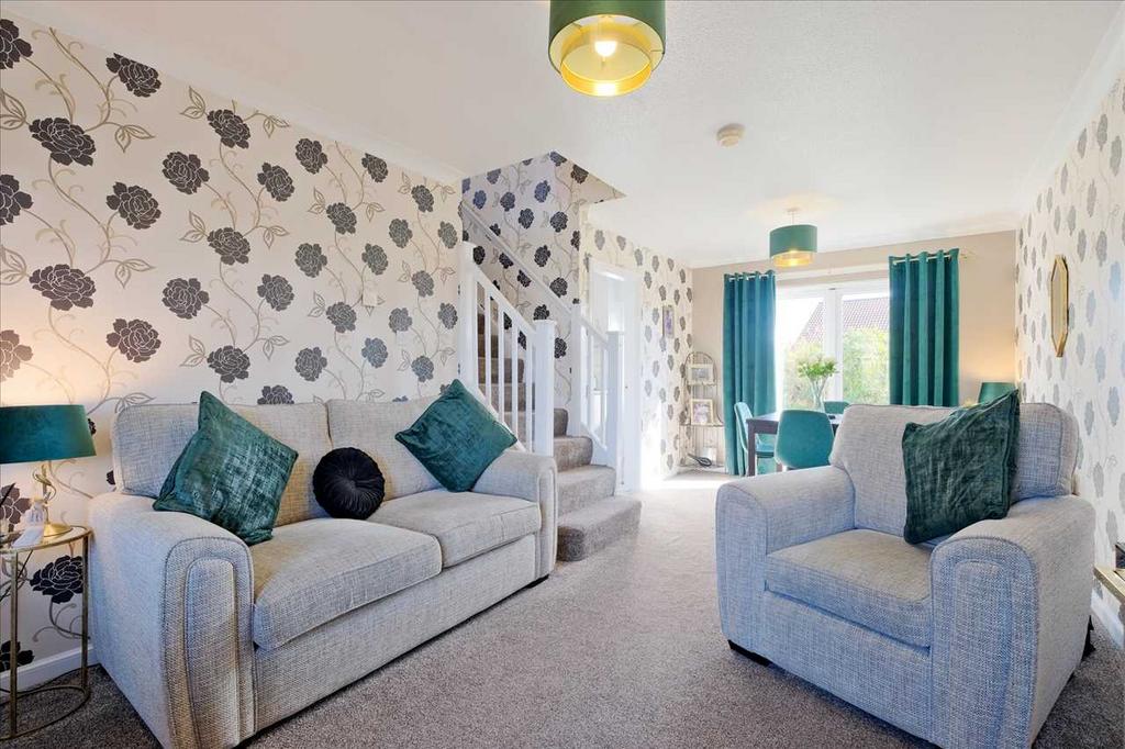 Hayston Road, Carrickstone, Cumbernauld 3 bed detached house £239,995