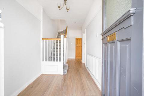 56 Eden Way, Beckenham, BR3 3DJ