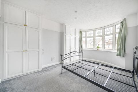 56 Eden Way, Beckenham, BR3 3DJ
