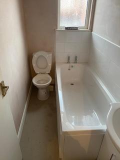 4 bedroom terraced house to rent, Belvedere Mount, Leeds LS11