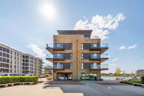 Flat 4, 10 Flagstaff Road, Reading, RG2 6AX