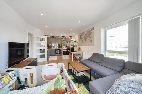 Flat 4, 10 Flagstaff Road, Reading, RG2 6AX