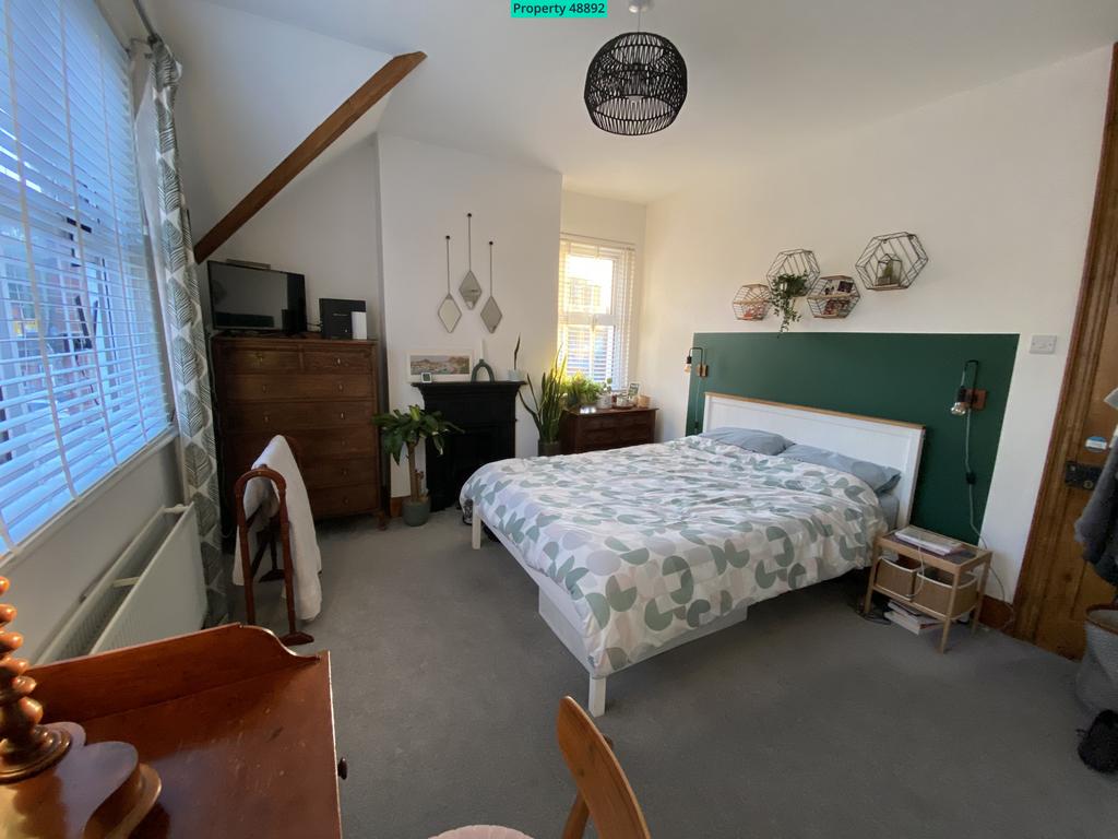 Bedroom 1 (master)