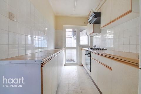 3 bedroom semi-detached house for sale - Kingston Road, ASHFORD