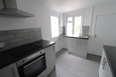 3 Botany Terrace, Purfleet-on-thames, RM19 1QR