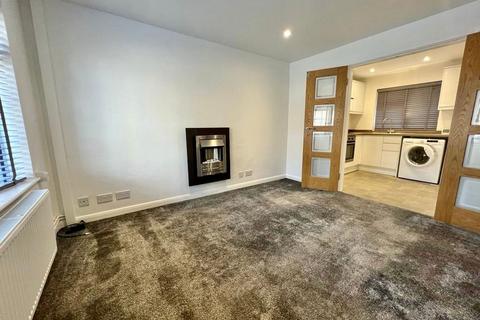 2 bedroom terraced house to rent, Boston Spa, Royal Terrace, LS23