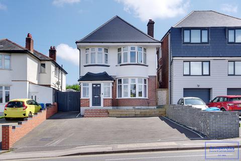 44 Alder Road, Poole, BH12 2AE