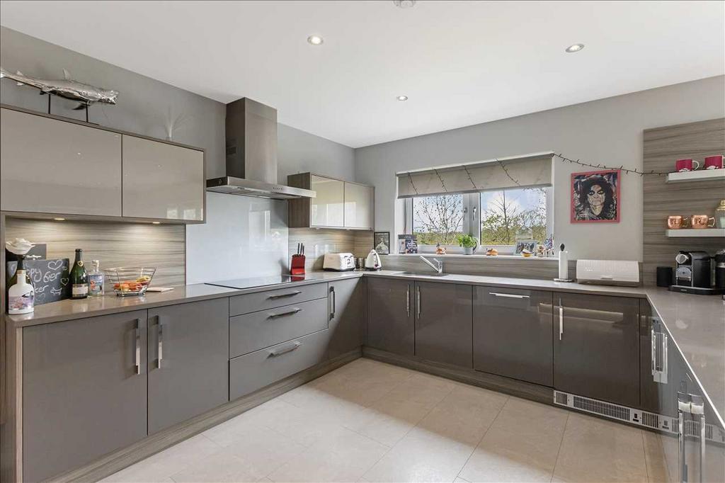 Kitchen (2)