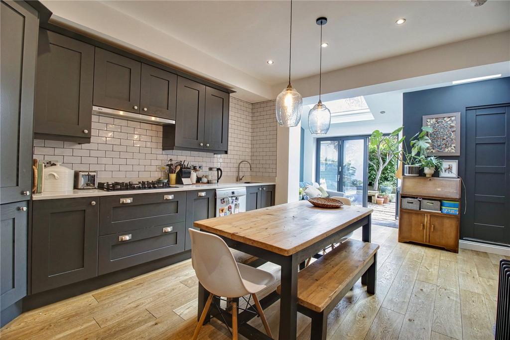 Fink Hill, Horsforth, Leeds, West... 4 bed terraced house £420,000