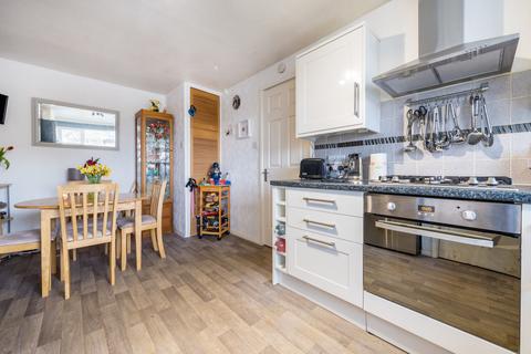 1 Barnwood Road, Guildford, GU2 8JB