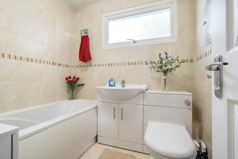 1 Barnwood Road, Guildford, GU2 8JB