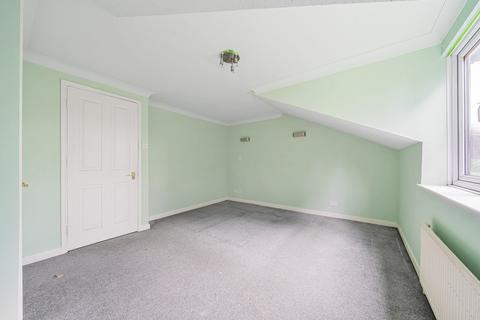 Woodcroft Court, 1b Knowle Gardens, West Byfleet, KT14 6EL