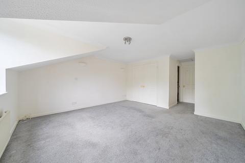 Woodcroft Court, 1b Knowle Gardens, West Byfleet, KT14 6EL