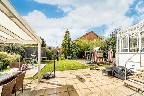 29 Corkscrew Hill, West Wickham, BR4 9BA