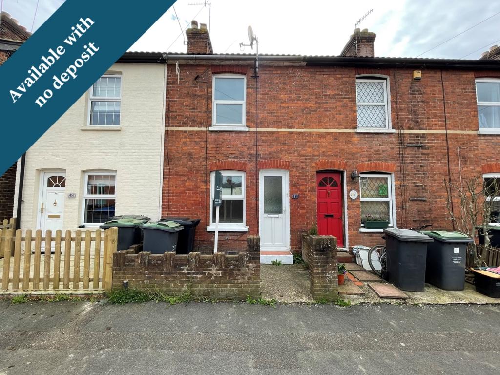 Nelson Avenue Tonbridge TN9 2 bed terraced house £1,400 pcm (£323 pw)