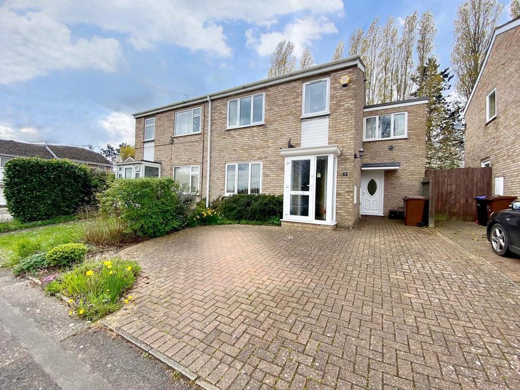 Esher Court, The Arbours, Northampton NN3 3RN 4 bed semidetached house