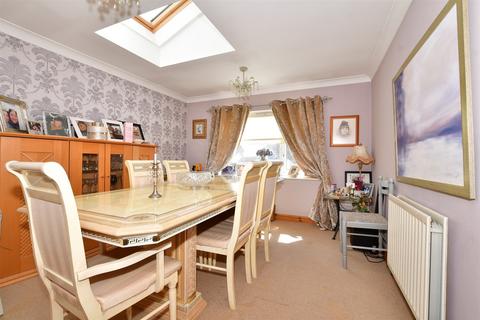 3 bedroom semi-detached house for sale, Blunden Lane, Yalding, Maidstone, Kent