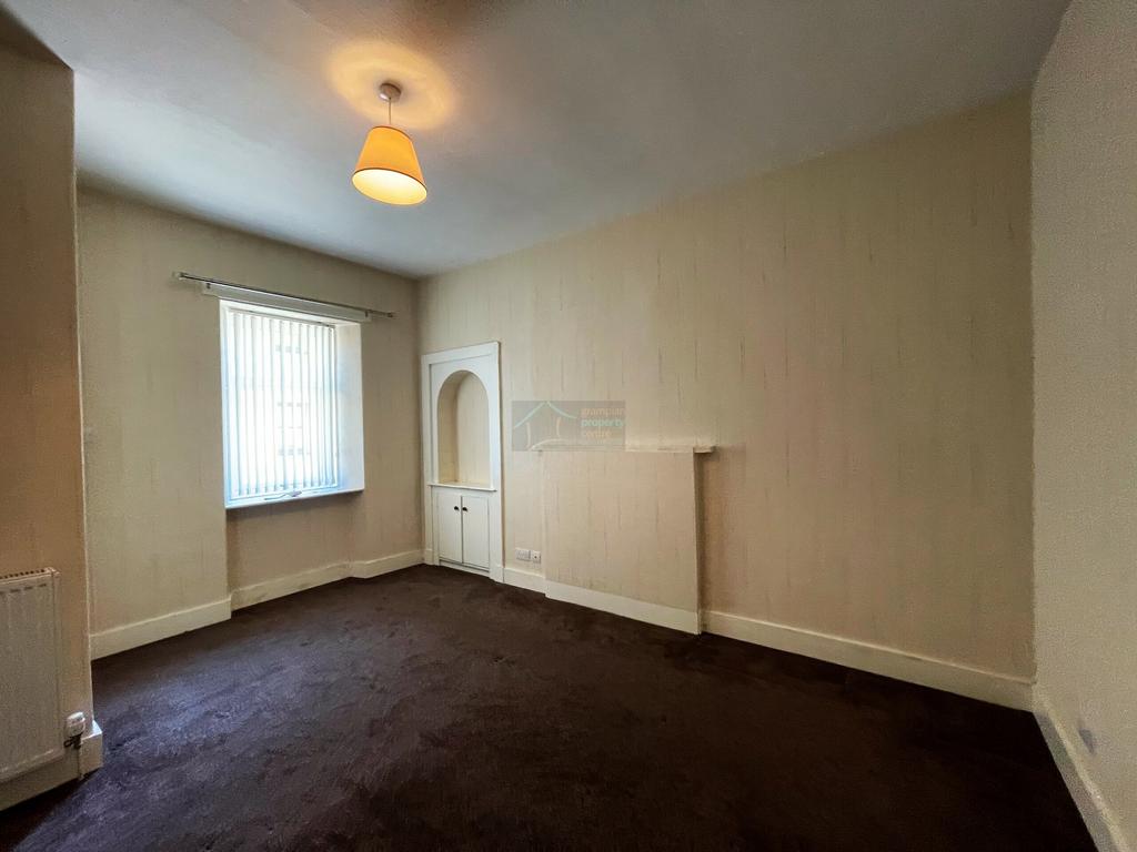 Bedroom 1b