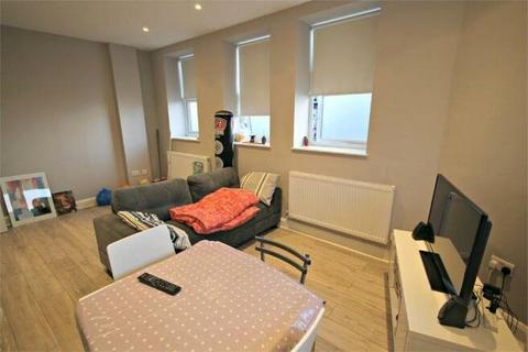 1 bedroom flat to rent, High Road, Willesden