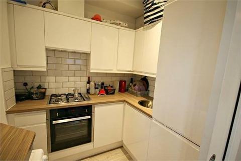 1 bedroom flat to rent, High Road, Willesden