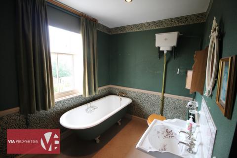 14 Churchfields, Broxbourne, EN10 7JS