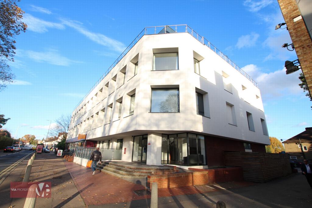 Deacons House, High Road, Broxbourne EN10 1 bed apartment £230,000