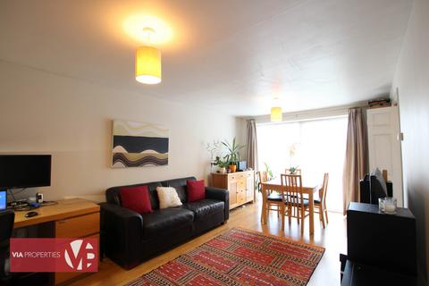 15a Danemead, Hoddesdon, EN11 9LT
