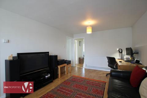 15a Danemead, Hoddesdon, EN11 9LT