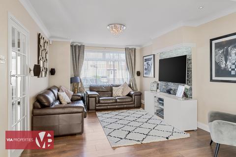 14 Gibbs Close, Cheshunt, Waltham Cross, EN8 9RX