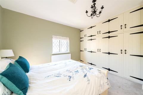 1 Dragontail, Haddenham, Aylesbury, HP17 8AR
