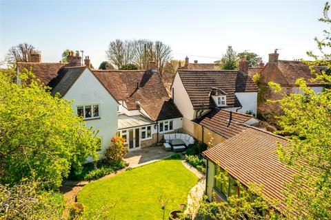 1 Dragontail, Haddenham, Aylesbury, HP17 8AR