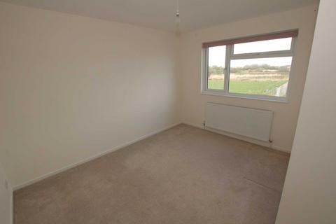 47 Badlesmere Road, Eastbourne, BN22 8TW