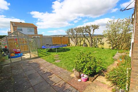 47 Badlesmere Road, Eastbourne, BN22 8TW
