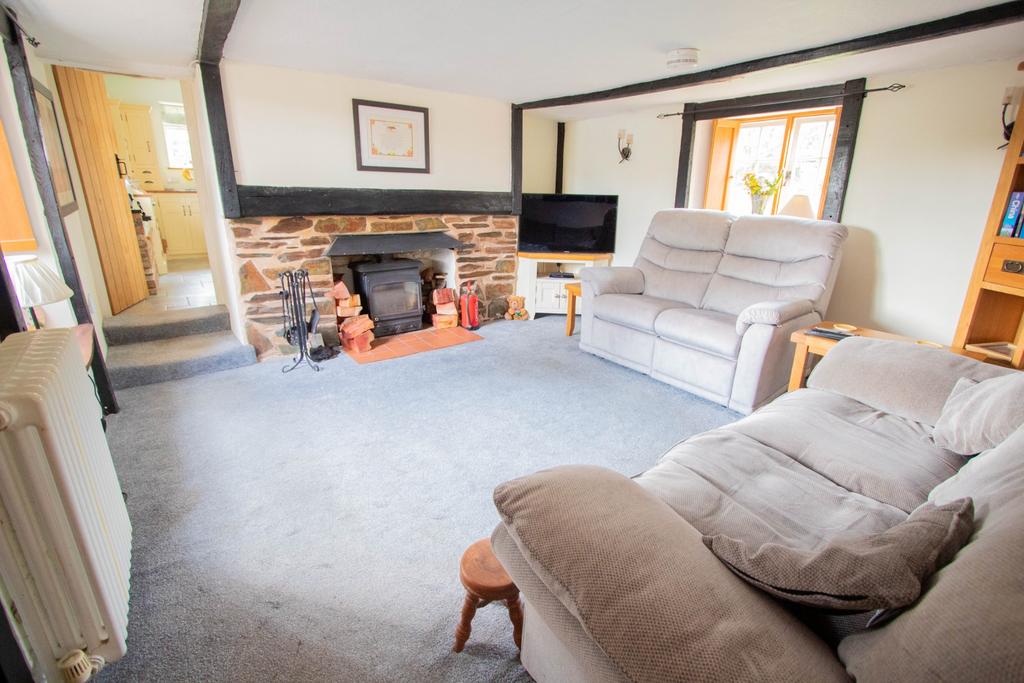 Broadclyst Road, Whimple 2 bed detached house for sale £475,000