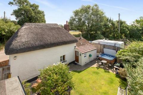 2 bedroom detached house for sale, Broadclyst Road, Whimple