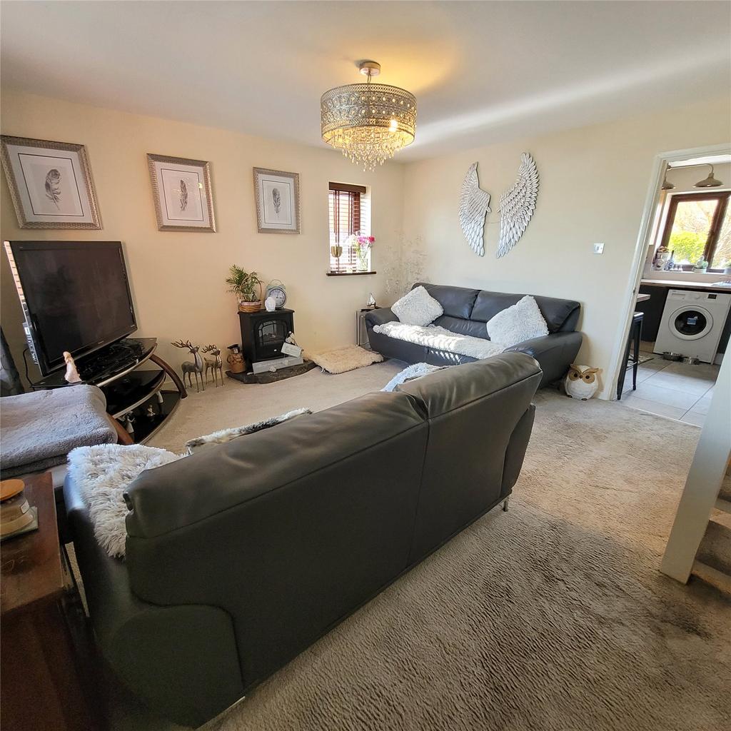 Station Road, Sandycroft, Deeside... 3 bed end of terrace house £155,000