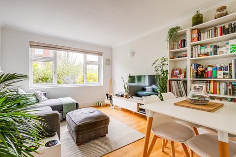 45 Tennyson Road, London, W7 1LH
