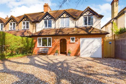 4 bedroom semi-detached house for sale - Oak Tree Road, Tilehurst, Reading, Berkshire, RG31