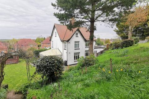 Hillside House Hillside Road West, Bungay, NR35 1PJ