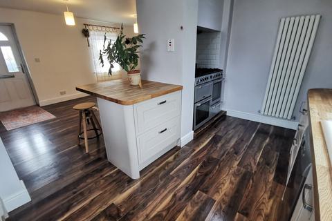Hillside House Hillside Road West, Bungay, NR35 1PJ