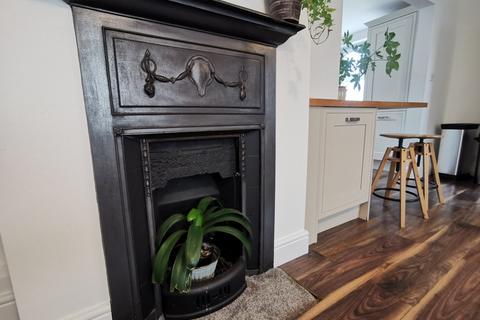 Hillside House Hillside Road West, Bungay, NR35 1PJ