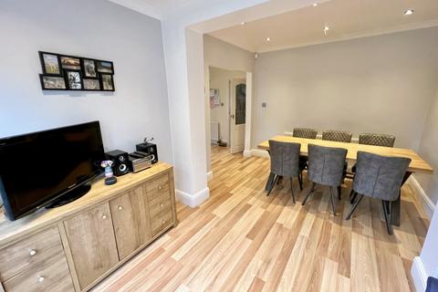 83 Burman Road, Shirley, Solihull, B90 2BQ