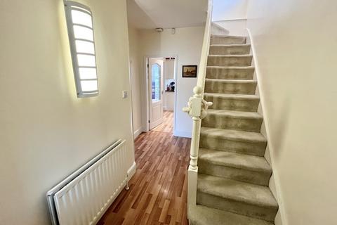 83 Burman Road, Shirley, Solihull, B90 2BQ