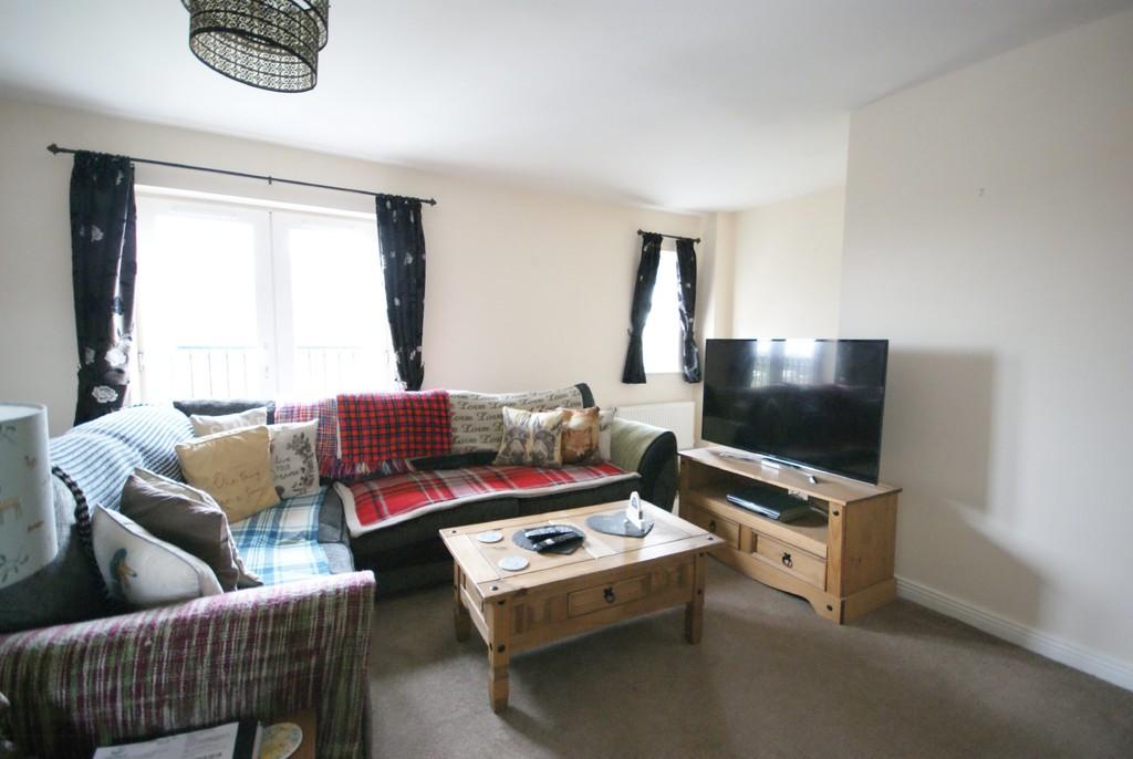 Owl Close, Witham St Hughs 2 bed terraced house £650 pcm (£150 pw)
