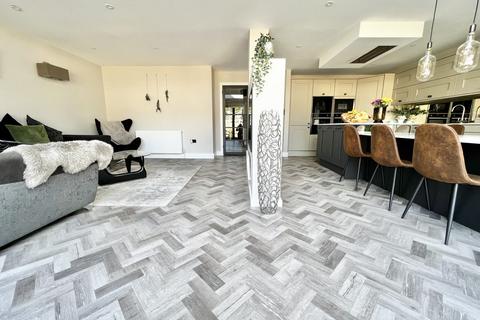 36 Cheam Road, Broadstone, BH18 9HE