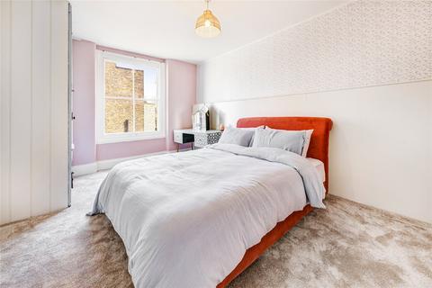 3 bedroom flat to rent, Finborough Road, Chelsea, London