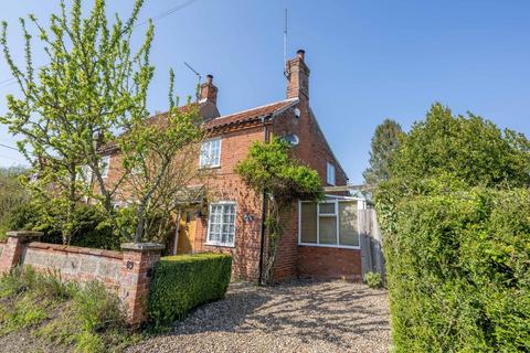 2 bedroom end of terrace house for sale, Hindolveston