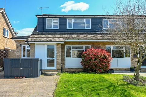 14 Broomfield Close, Guildford, GU3 3AW