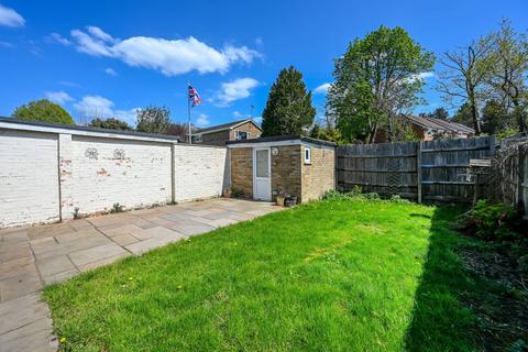 14 Broomfield Close, Guildford, GU3 3AW